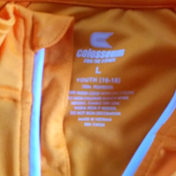 Tn vols longsleeve boys size large 16-18 - Picture 2 of 2